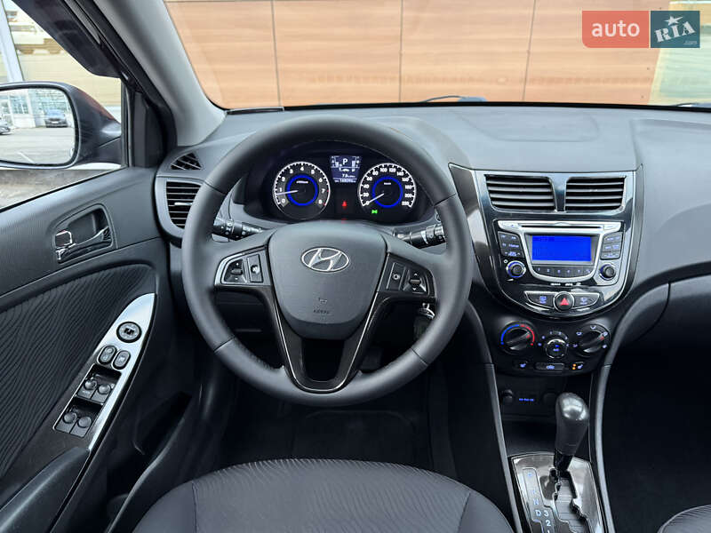 Седан Hyundai Accent 2012 в Киеве