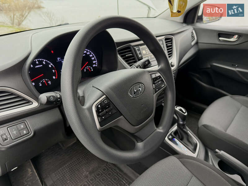 Седан Hyundai Accent 2017 в Днепре