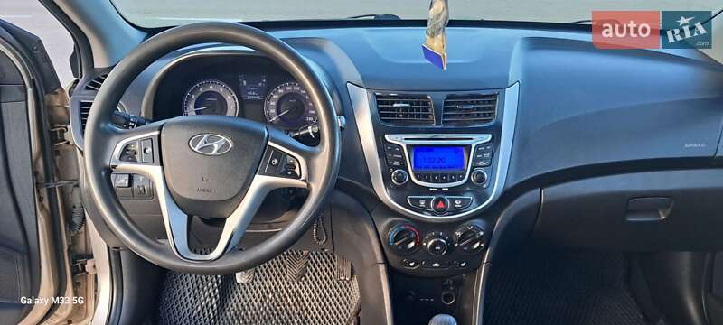 Седан Hyundai Accent 2012 в Запоріжжі
