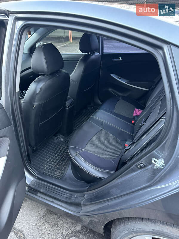 Седан Hyundai Accent 2012 в Павлограді фото 6 Седан Hyundai Accent 2012 в Павлограді