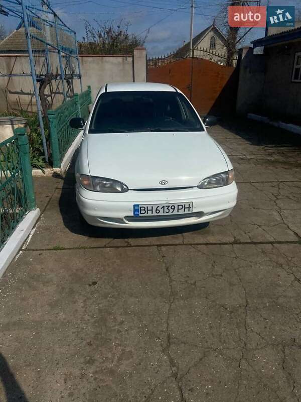 Седан Hyundai Accent 1995 в Белгороде-Днестровском фото 4 Седан Hyundai Accent 1995 в Белгороде-Днестровском