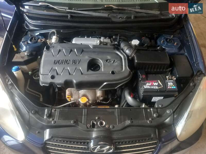 Седан Hyundai Accent 2008 в Срібному