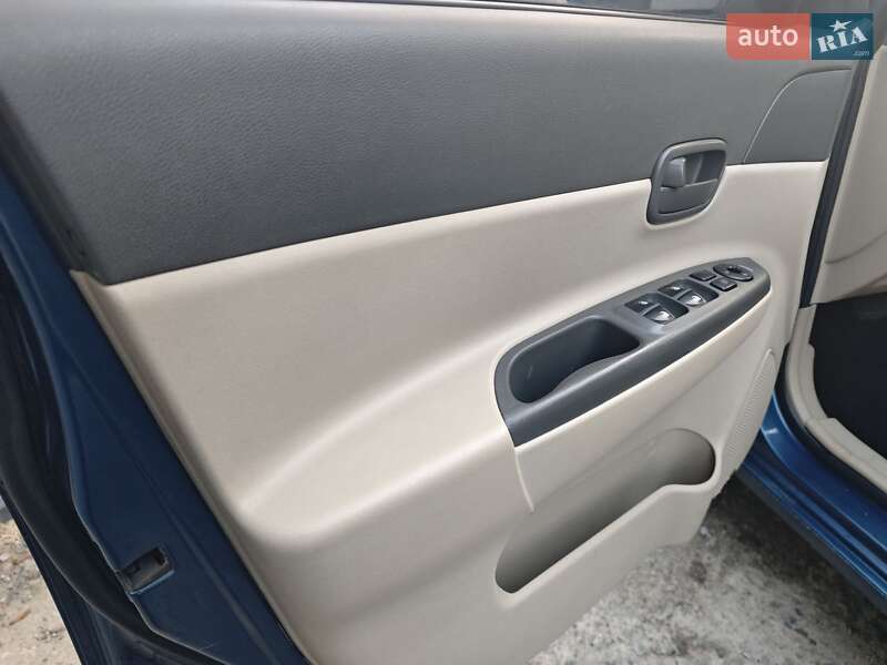 Седан Hyundai Accent 2008 в Харкові