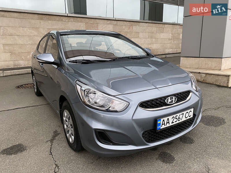 Седан Hyundai Accent 2019 в Києві