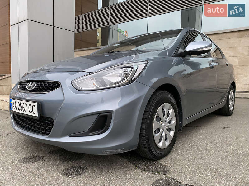 Седан Hyundai Accent 2019 в Києві