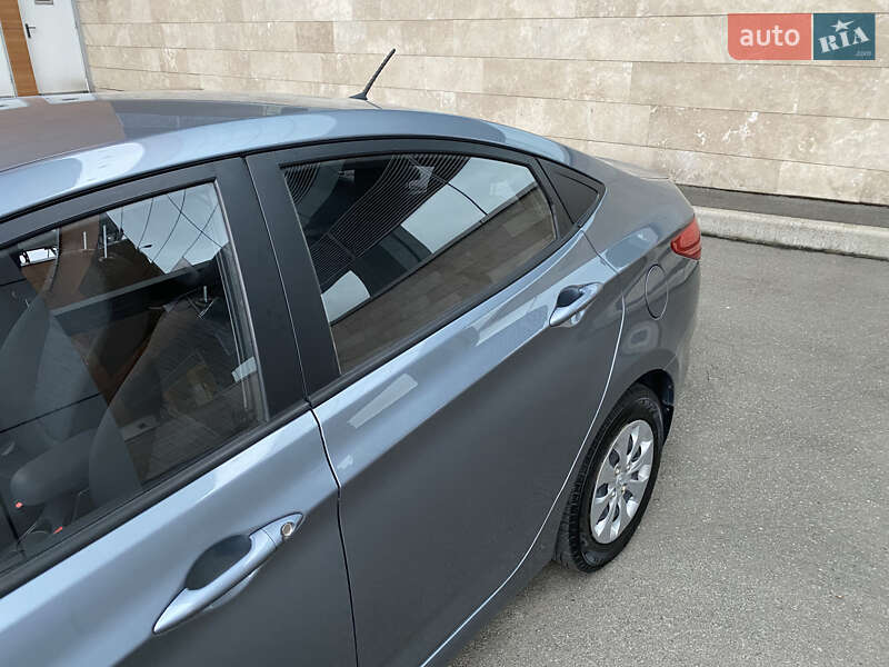 Седан Hyundai Accent 2019 в Києві