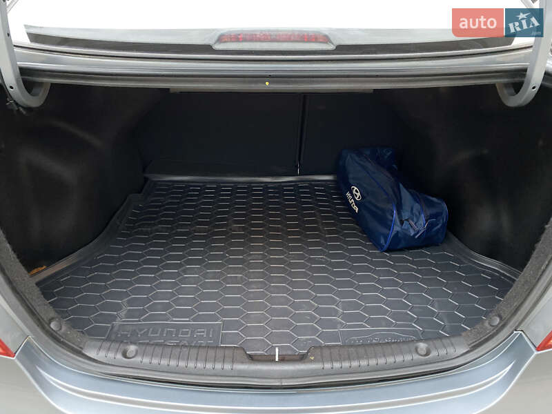 Седан Hyundai Accent 2019 в Києві