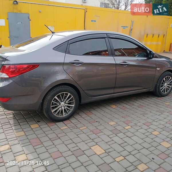 Седан Hyundai Accent 2011 в Одессе