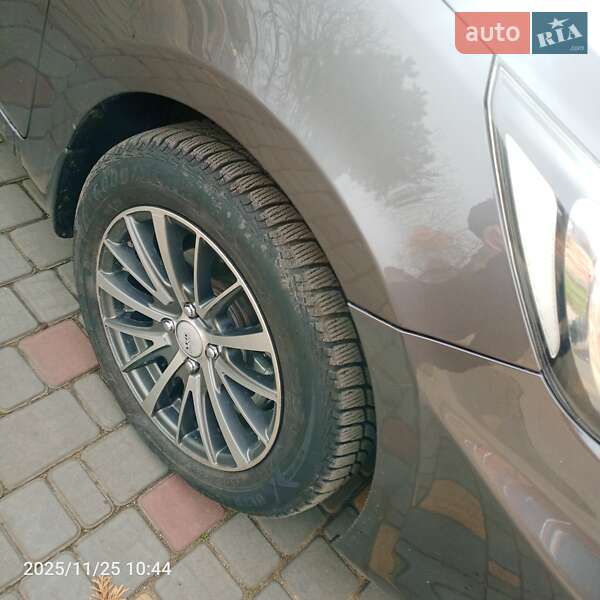 Седан Hyundai Accent 2011 в Одессе