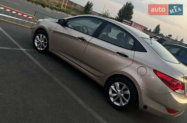 Седан Hyundai Accent 2013 в Житомирі