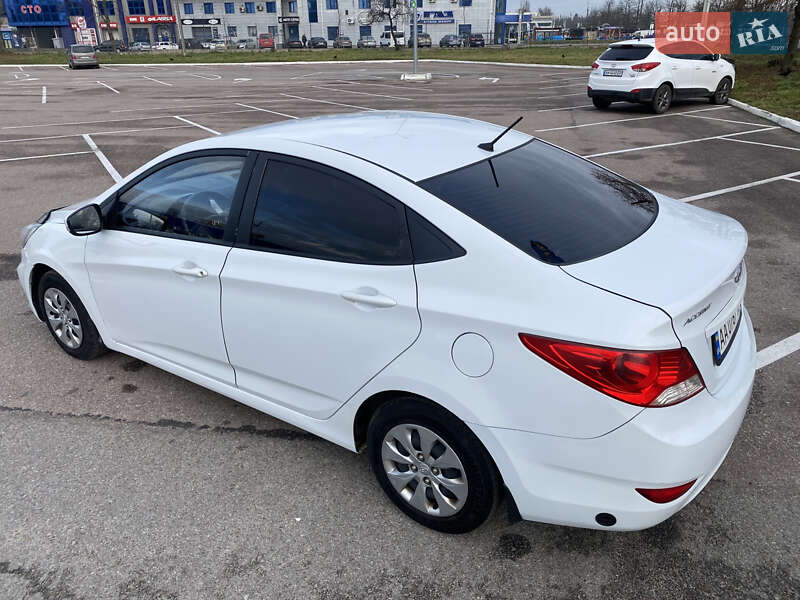 Седан Hyundai Accent 2018 в Житомирі