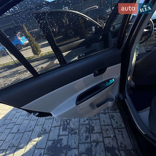 Седан Hyundai Accent 2008 в Ивано-Франковске