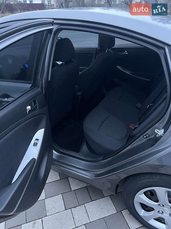 Седан Hyundai Accent 2011 в Ніжині фото 22 Седан Hyundai Accent 2011 в Ніжині