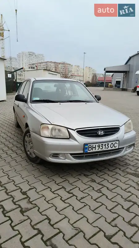 Hyundai Accent