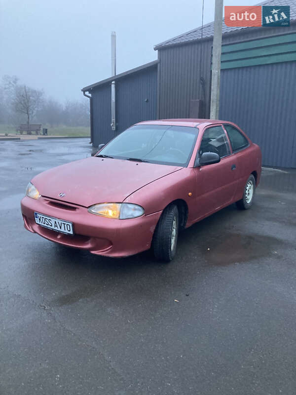 Седан Hyundai Accent 1996 в Лубнах фото 2 Седан Hyundai Accent 1996 в Лубнах