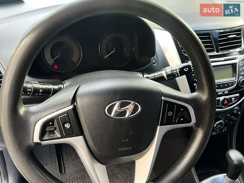 Седан Hyundai Accent 2011 в Чернігові фото 16 Седан Hyundai Accent 2011 в Чернігові