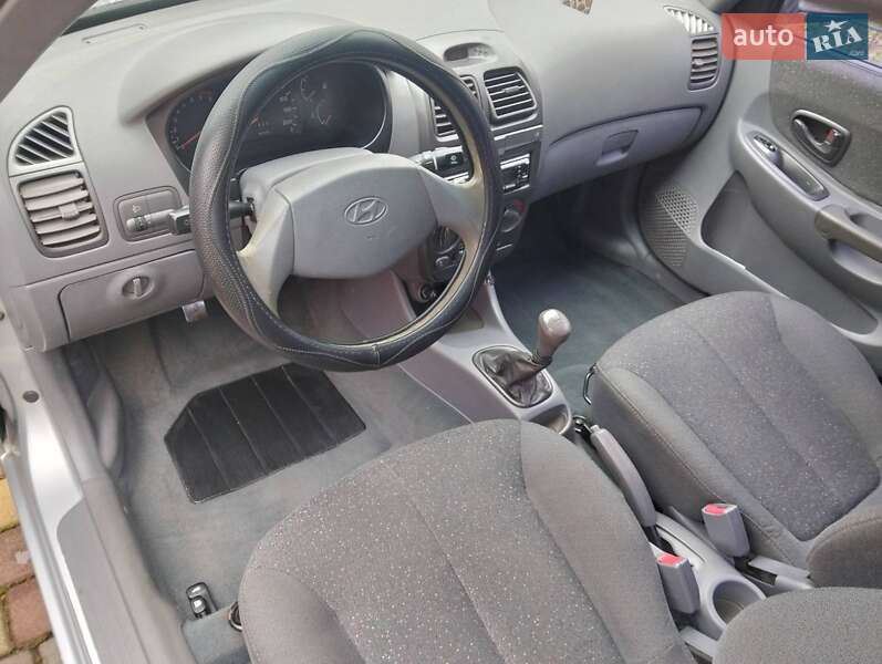 Седан Hyundai Accent 2006 в Рівному фото 9 Седан Hyundai Accent 2006 в Рівному