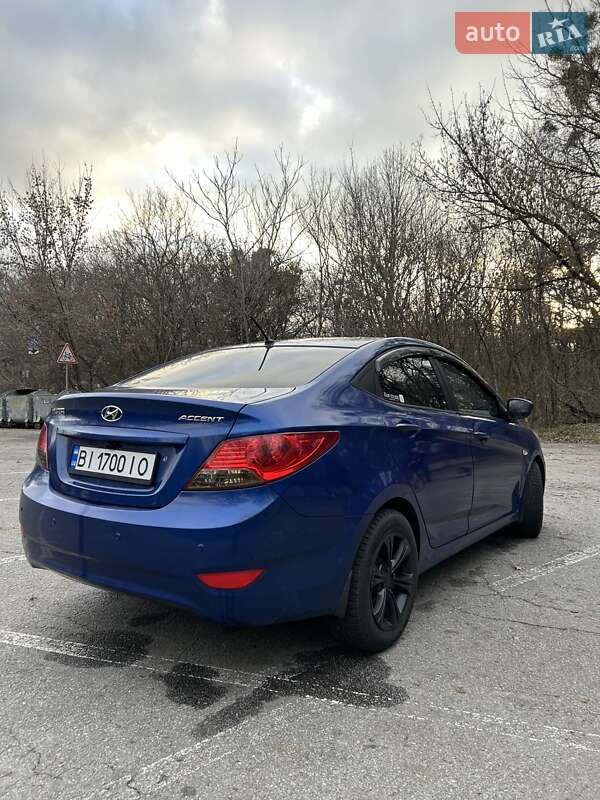 Седан Hyundai Accent 2013 в Полтаве