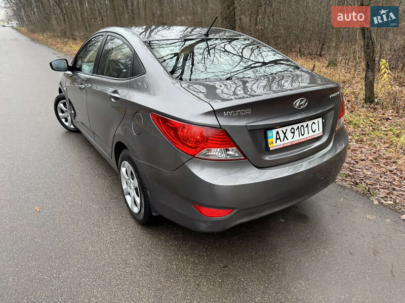 Седан Hyundai Accent 2011 в Харькове