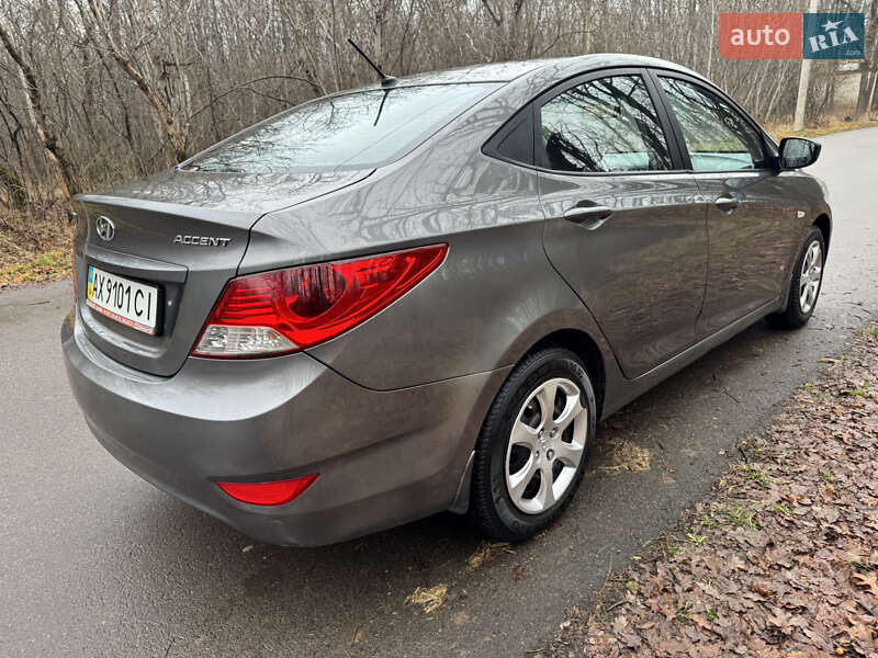 Седан Hyundai Accent 2011 в Харькове