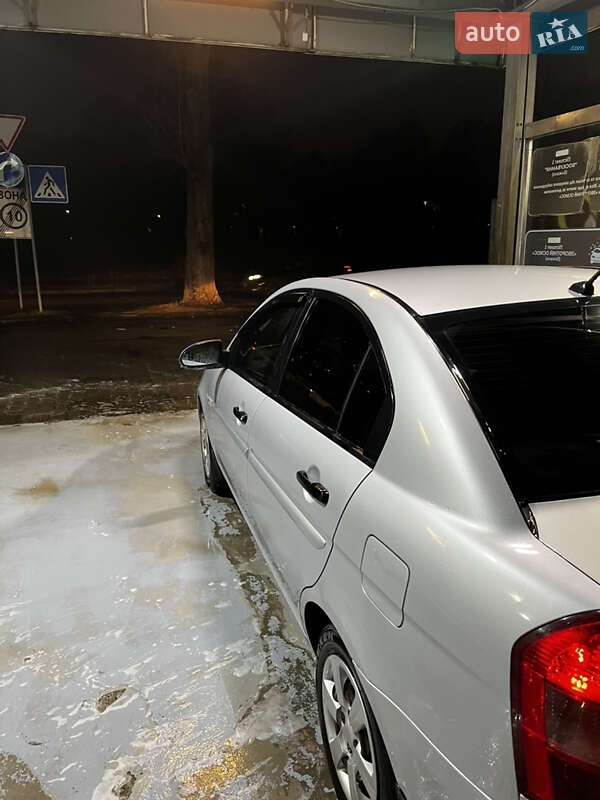 Седан Hyundai Accent 2008 в Києві