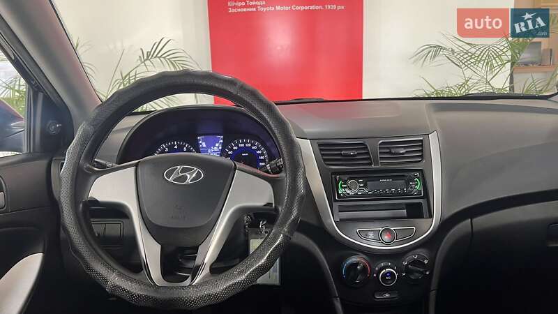 Седан Hyundai Accent 2012 в Ужгороде фото 12 Седан Hyundai Accent 2012 в Ужгороде