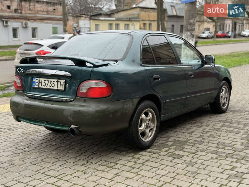 Седан Hyundai Accent 1999 в Одессе