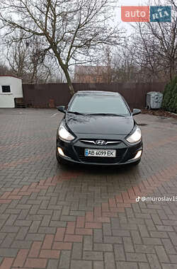 Седан Hyundai Accent 2013 в Теплику