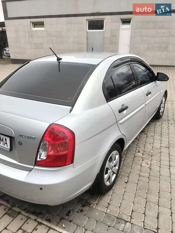 Седан Hyundai Accent 2008 в Тульчині