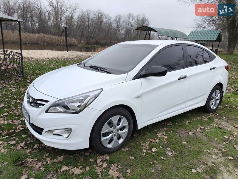 Седан Hyundai Accent 2016 в Кобеляках