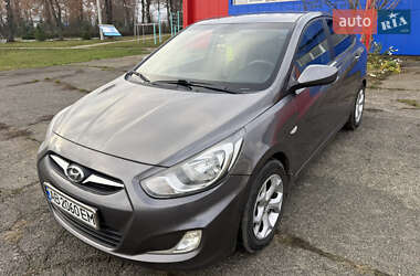 Седан Hyundai Accent 2011 в Ладижині