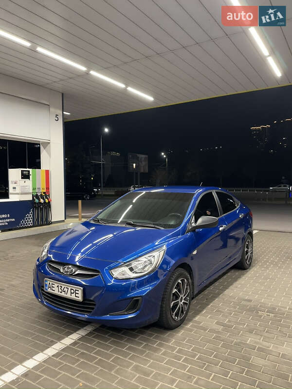 Hyundai Accent 2011 Hyundai Accent 2011