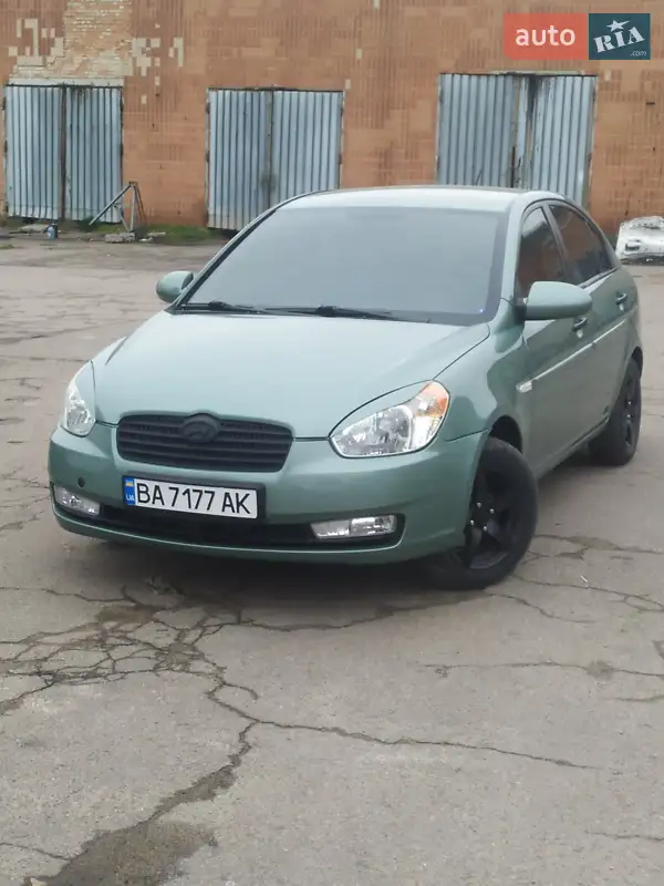 Hyundai Accent