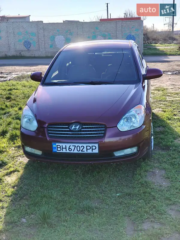 Hyundai Accent
