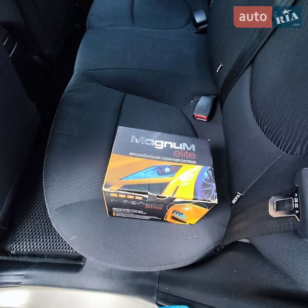 Седан Hyundai Accent 2012 в Ромнах фото 18 Седан Hyundai Accent 2012 в Ромнах