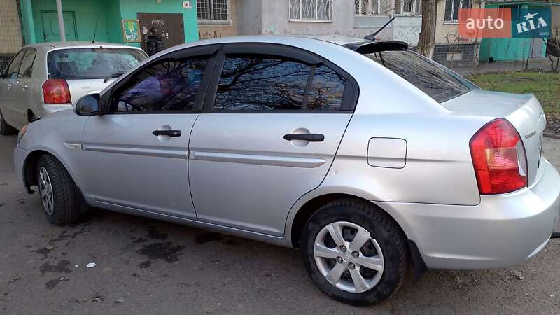 Hyundai Accent 2008