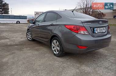 Седан Hyundai Accent 2012 в Ужгороді