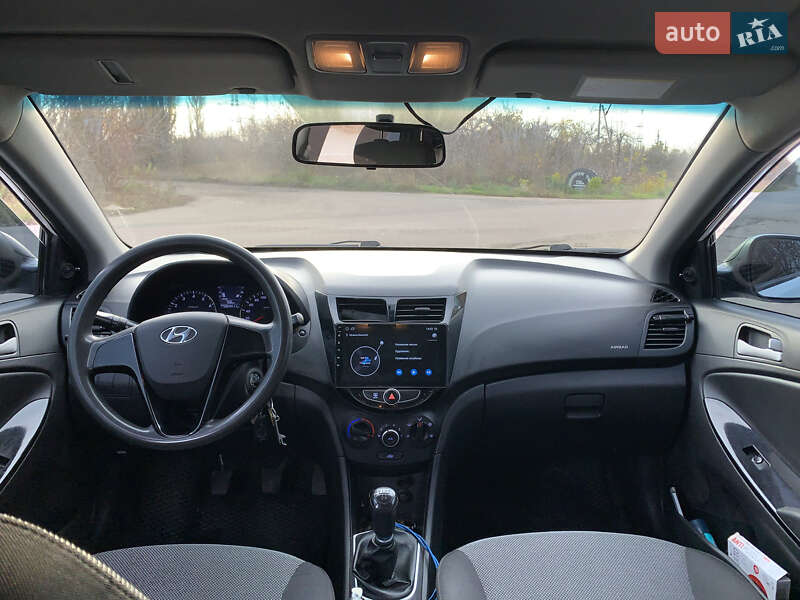 Седан Hyundai Accent 2013 в Радомышле фото 24 Седан Hyundai Accent 2013 в Радомышле