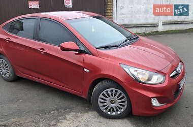 Седан Hyundai Accent 2012 в Киеве
