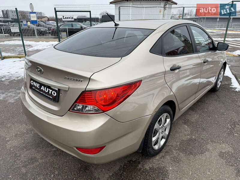 Седан Hyundai Accent 2013 в Киеве фото 10 Седан Hyundai Accent 2013 в Киеве