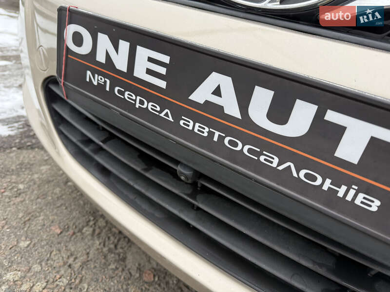 Седан Hyundai Accent 2013 в Киеве фото 15 Седан Hyundai Accent 2013 в Киеве