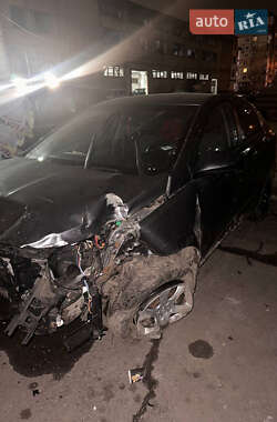 Седан Hyundai Accent 2013 в Кривом Роге