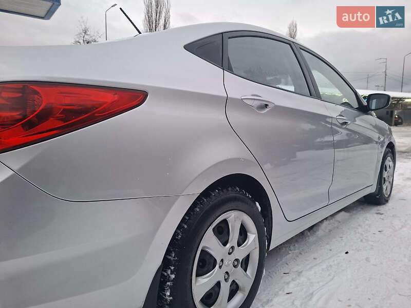 Седан Hyundai Accent 2012 в Києві фото 7 Седан Hyundai Accent 2012 в Києві