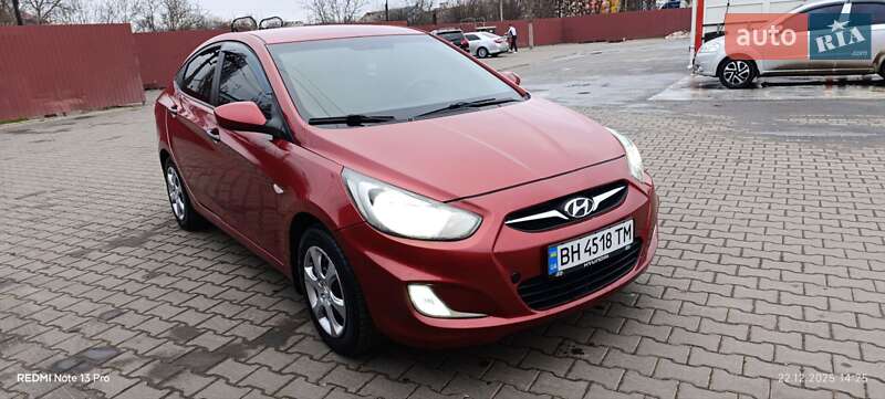 Седан Hyundai Accent 2013 в Одессе фото 2 Седан Hyundai Accent 2013 в Одессе