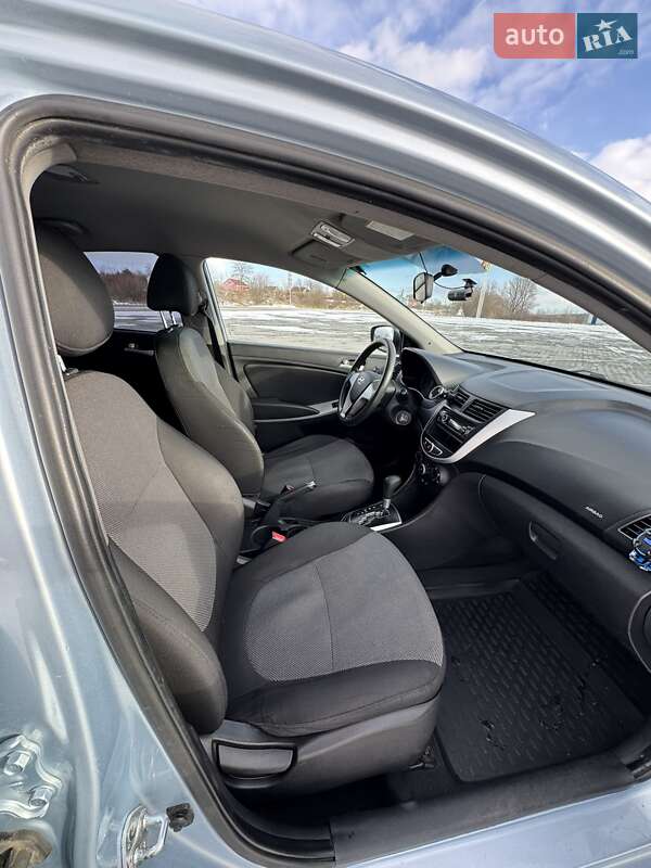 Седан Hyundai Accent 2012 в Львове фото 12 Седан Hyundai Accent 2012 в Львове