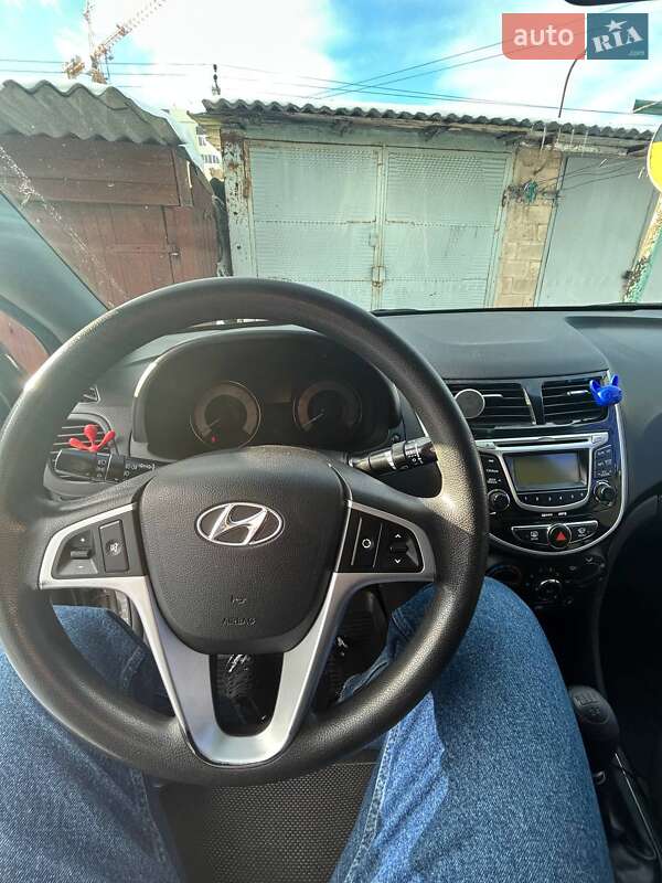 Седан Hyundai Accent 2011 в Яготині фото 19 Седан Hyundai Accent 2011 в Яготині