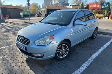 Седан Hyundai Accent 2008 в Днепре
