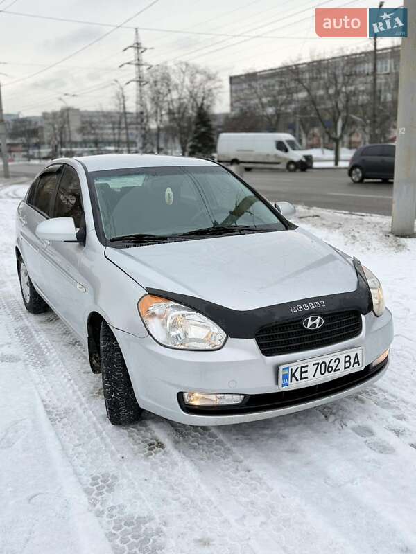 Hyundai Accent 2008