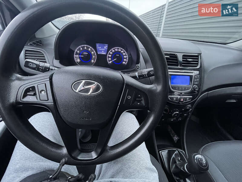 Седан Hyundai Accent 2013 в Николаеве