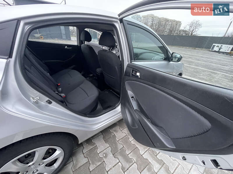 Седан Hyundai Accent 2013 в Николаеве